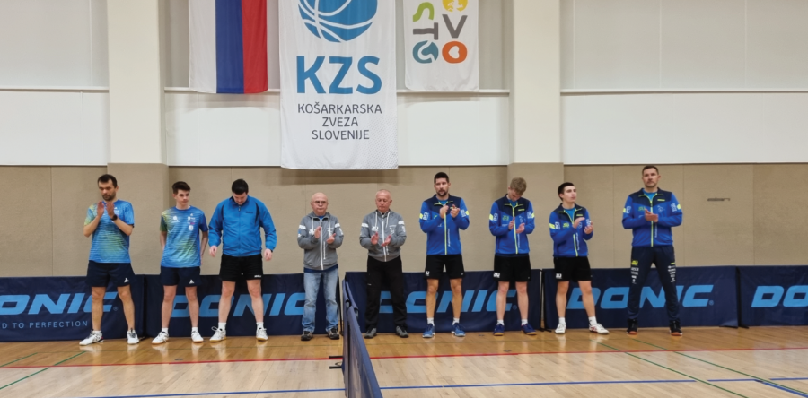 SU-jevci z novo zmago sami na vrhu lestvice